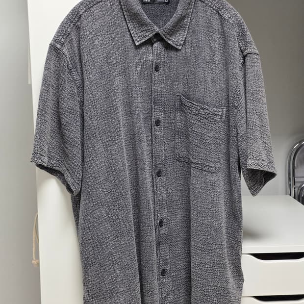 자라 남성 반팔 셔츠 팝니다