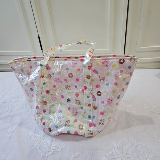 헬로키티 도트 토트백