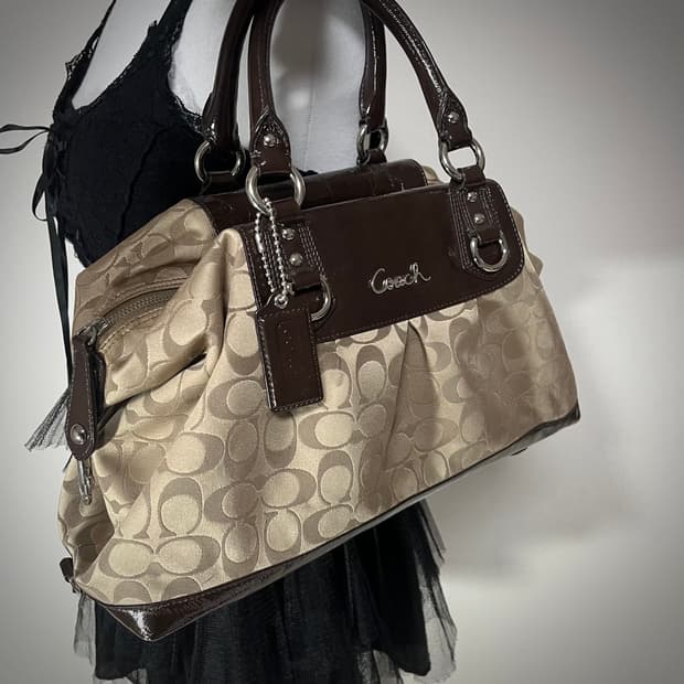 Coach 베이지 브라운 카페모카 시그니처 숄더백 라떼갸루 갸루 초코