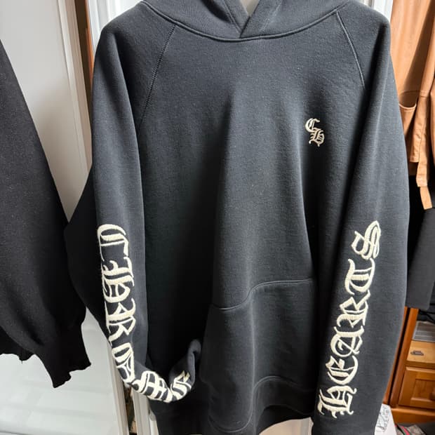 크롬하츠 기본 자수 후드 XL S급 판매합니다!