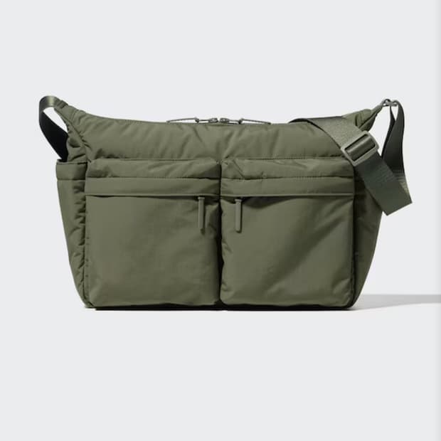 (교환) 유니클로 멀티포켓숄더백 블랙이랑 교환 원합니다