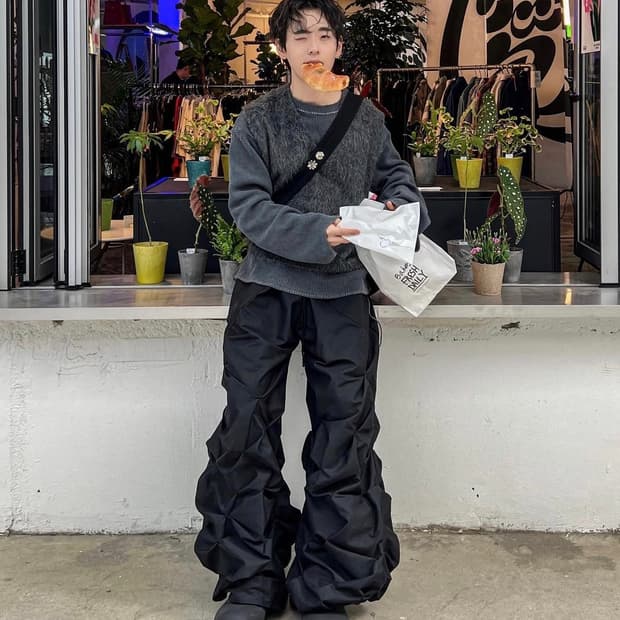 다미니다미니 DAMINIDAMINI 핀턱 와이드 팬츠 블랙 