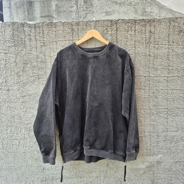 ZARA 워싱 맨투맨 - L