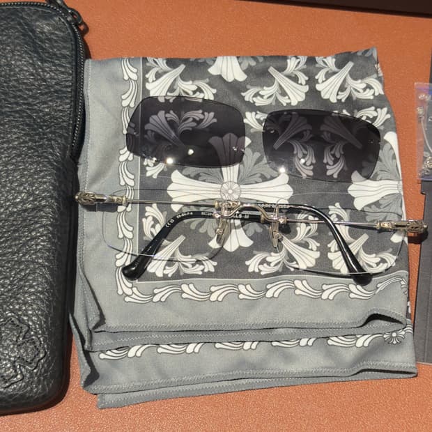 크롬하츠 필스 3 블랙/실버 선글라스