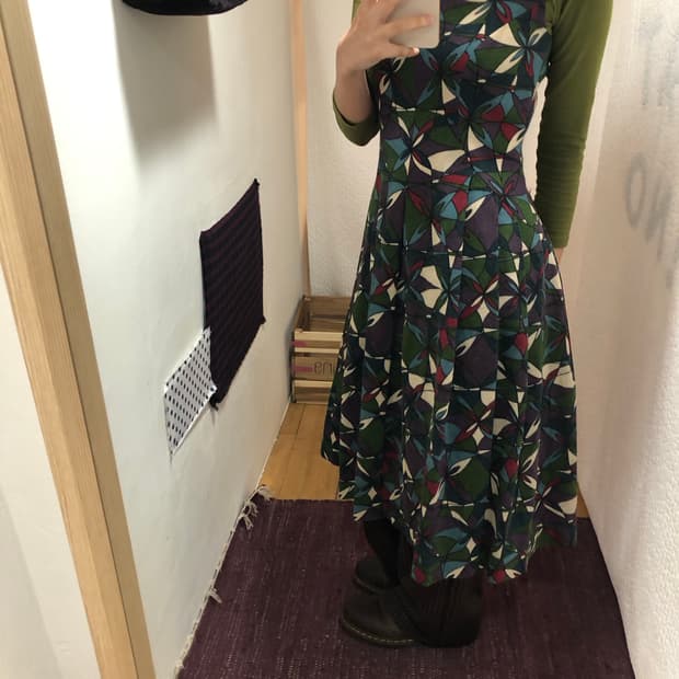 Vintage pleats dress