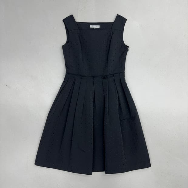 M-PREMIER 도트 나시 원피스