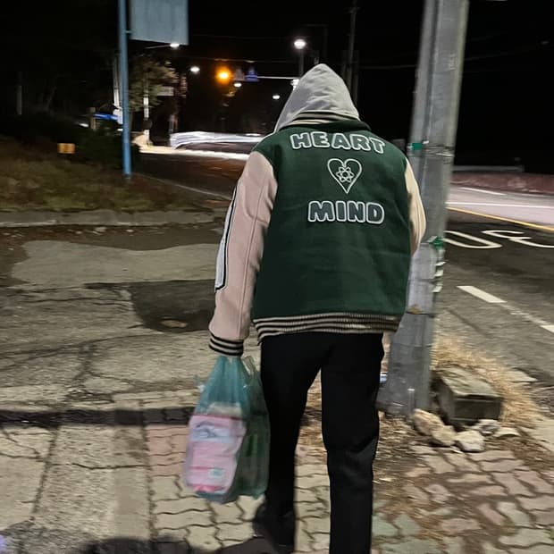 빌리네어 보이즈 클럽 바시티 L