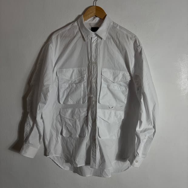 OUTSTANDING 나일론 아미 셔츠(M)