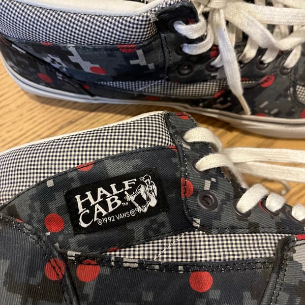 슈프림 꼼데 반스 하프캡