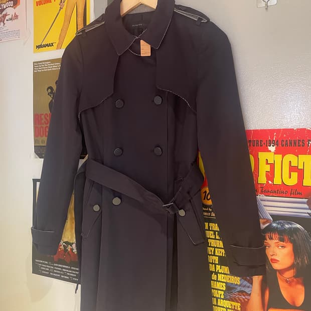 올리브데올리브 트렌치코트