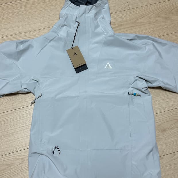 나이키 ACG 스톰핏 바람막이 S사이즈