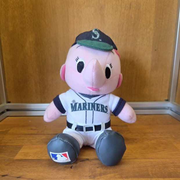 [Satochan] MLB Mariners PlushDoll (Pink)