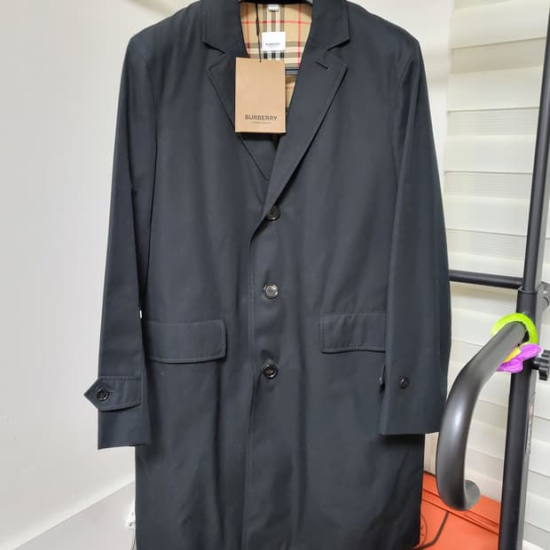 버버리 신형 체크 개버딘 카코트 48