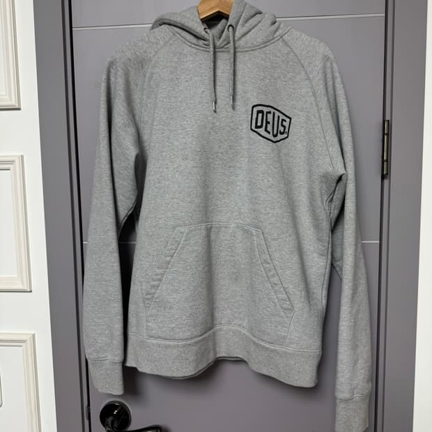 데우스 엑스 마키나 서울 후드티 M 그레이 상태최상