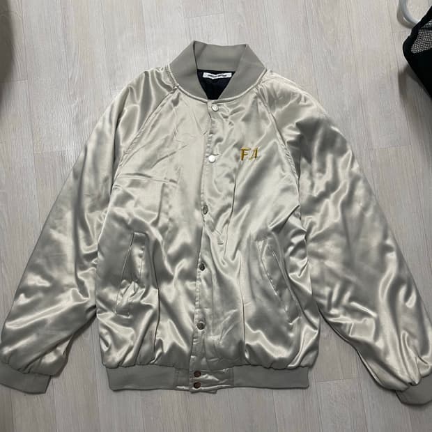 퍼킹어썸 엔젤 자켓 m사이즈 