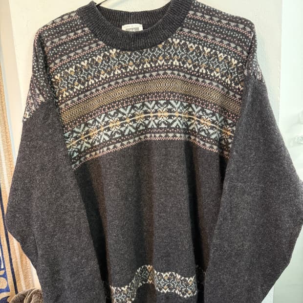 STEFANEL made in ITALY wool knit