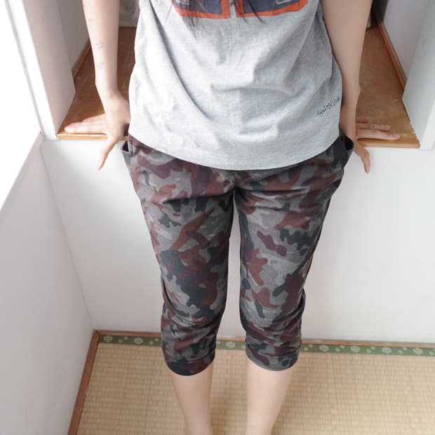 Camo capri pants