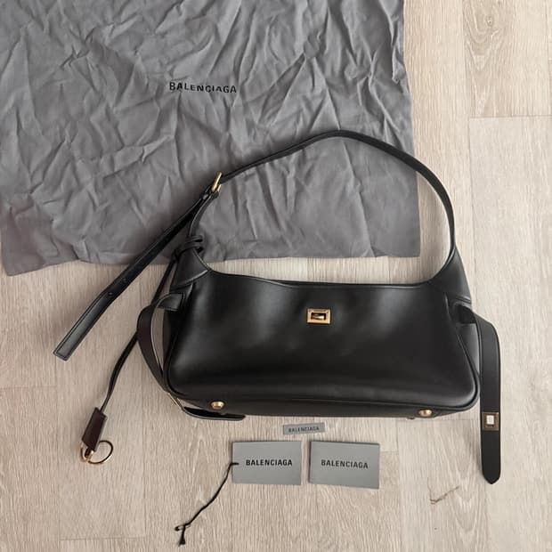 Balenciaga 벨 에어 숄더