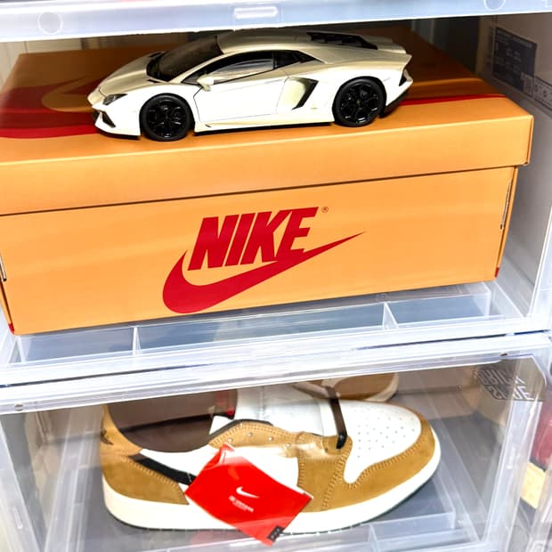 나이키 조던1 로우 루키