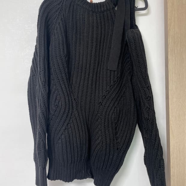NACHE 23FW SLIT TIE KNIT 상품 팝니다