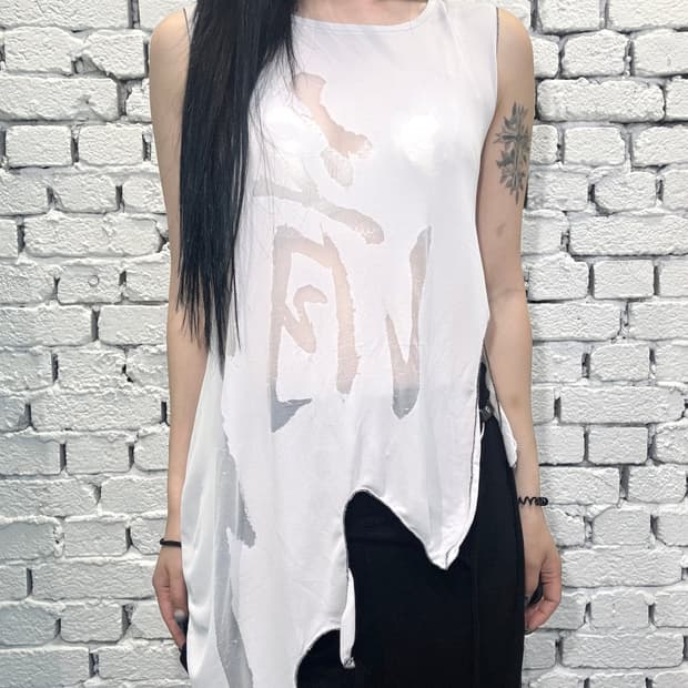 Asymmetric Print Sleeveless Top