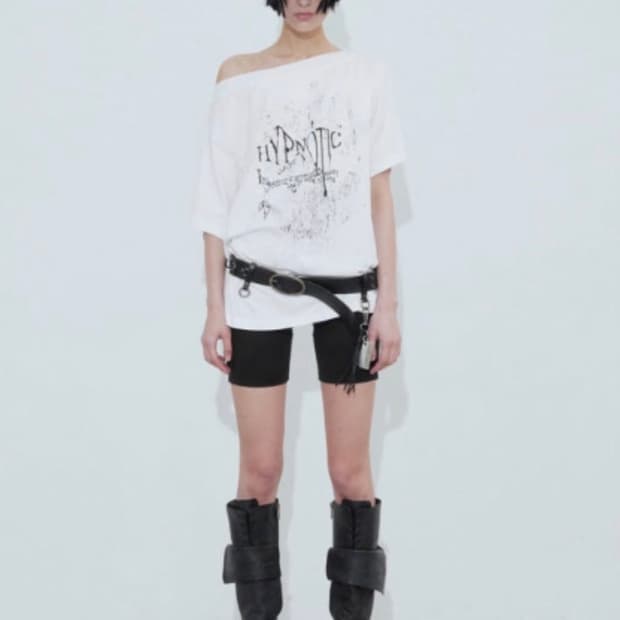 보헤미안서울 HYPNOTIC BOATNECK T 히프나틱 보트넥 오프숄더