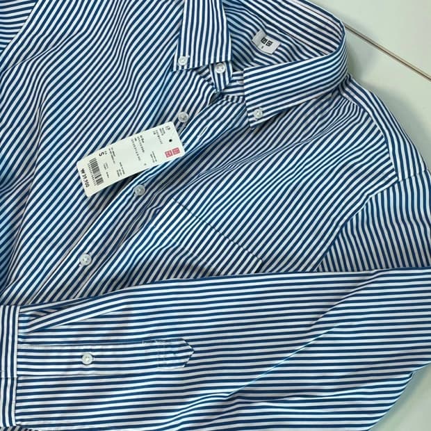 유니클로 브로드클로스 스트라이프 셔츠