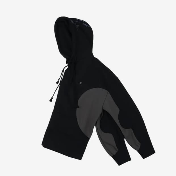 오호스 후드티 Curved Graphic Hoodie