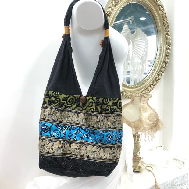elephant & leaf pattern shoulder bag