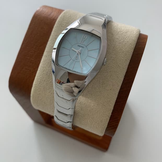 세이코 Seiko LK 쉘 실버 사파이어
