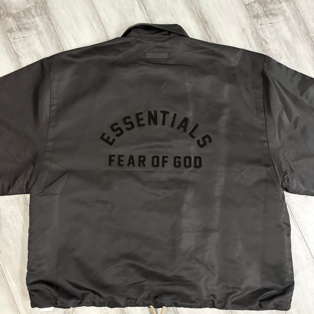 [S] 피오갓 에센셜 더 블랙 컬렉션 코치 자켓 블랙