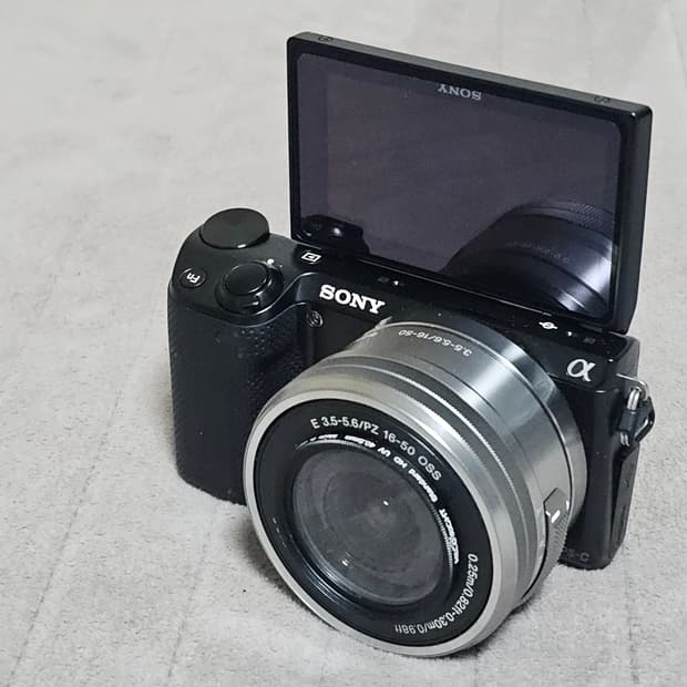 소니 NEX-5R 미러리스 카메라