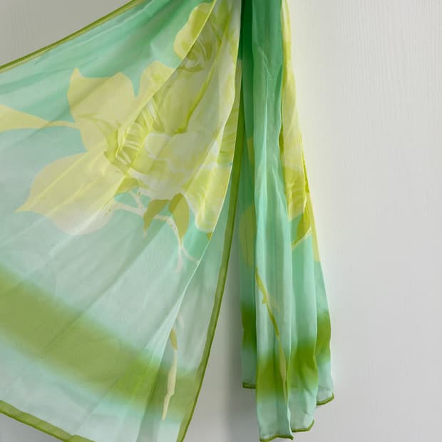 빈티지 꽃 패턴 스카프