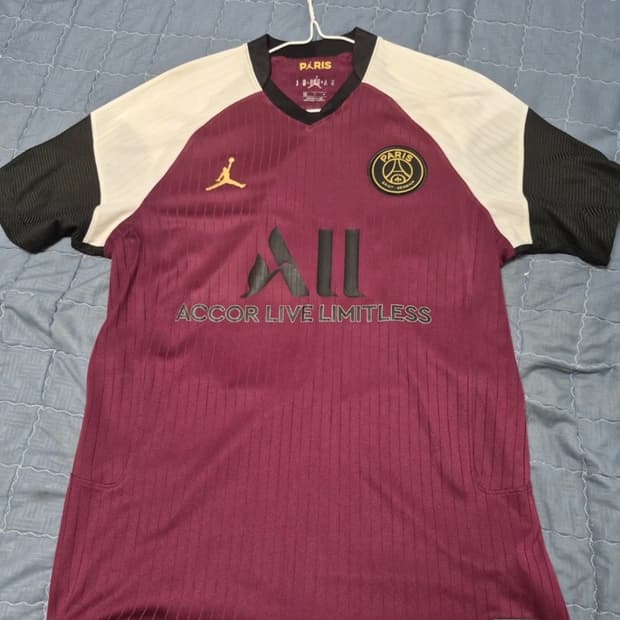PSG 조던 유니폼 M