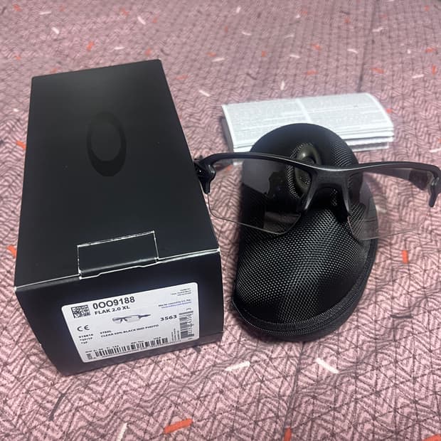 오클리 플락2.0 변색렌즈 시착품