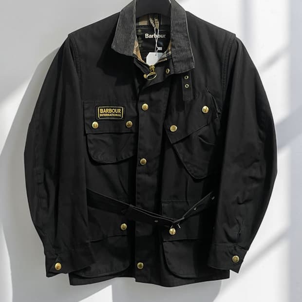 바버 인터내셔널 왁스 자켓