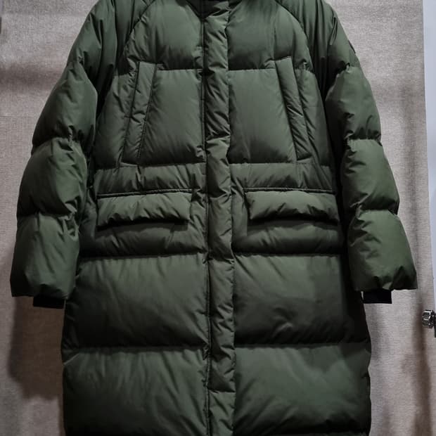 여성 S 데상트 오리털 롱패딩