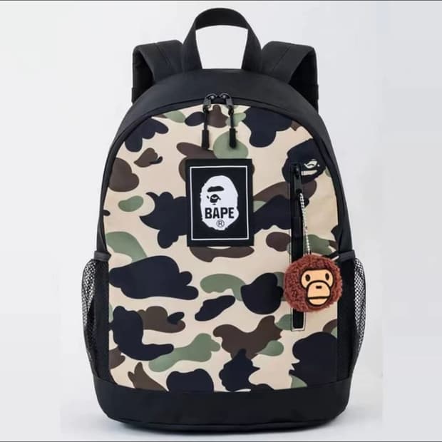 베이프 카모 키링 백팩