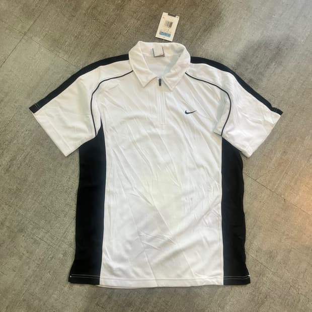 Nike 나이키 올드스쿨스트릿 반팔카라티셔츠