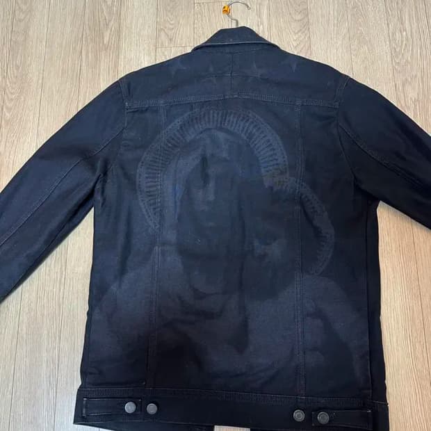지방시 리카르도 티시 마돈나 데님자켓