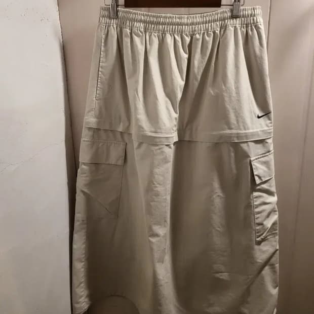xl 나이키 우븐카고 스커트 베이지