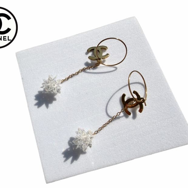 샤넬 체인 드롭 크리스탈 이어링 골드
