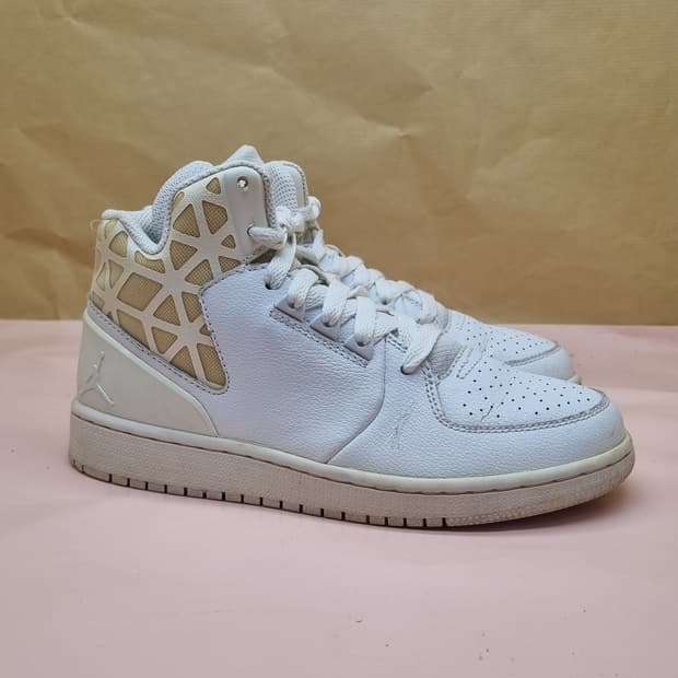 나이키 에어조던1 플라이트3 미드 235