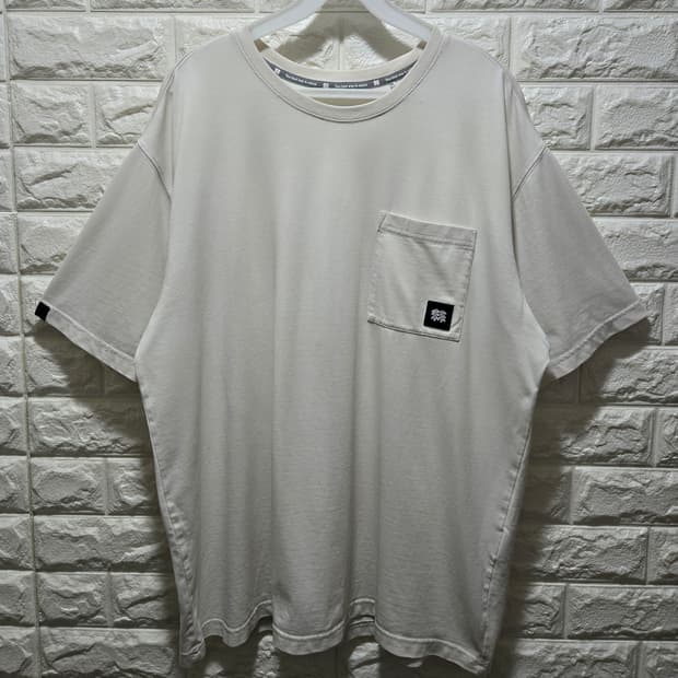 코오롱스포츠 포켓 반팔티 110