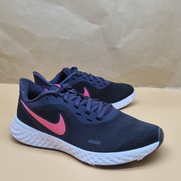 나이키 레볼루션5 운동화245 