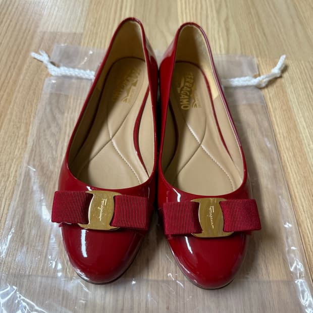 페라가모 바리나 발레리나