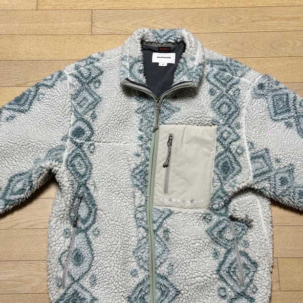 디스이즈네버댓 후리스 