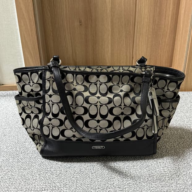 Coach 시그니처 토트백
