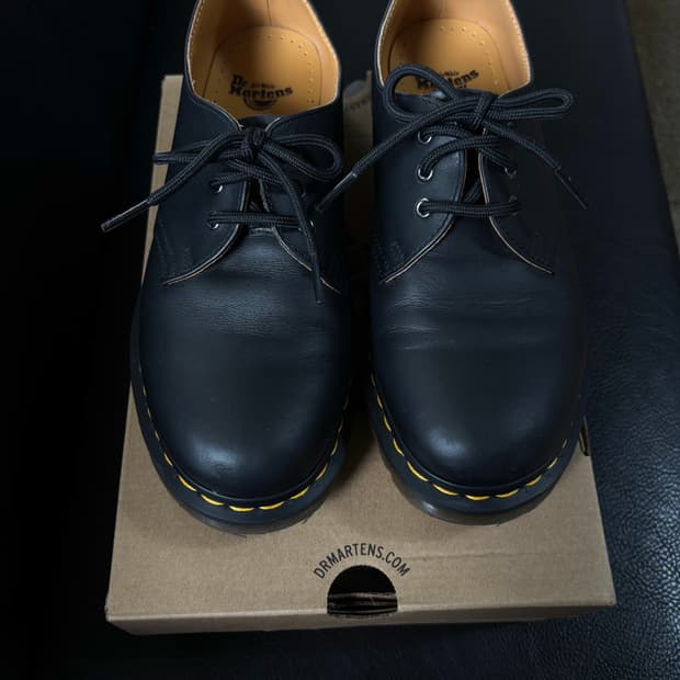 닥터마틴 1461 3홀 블랙 나파 240