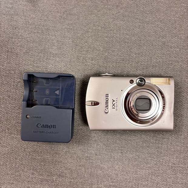 Canon ixus750 ixy700 실버 